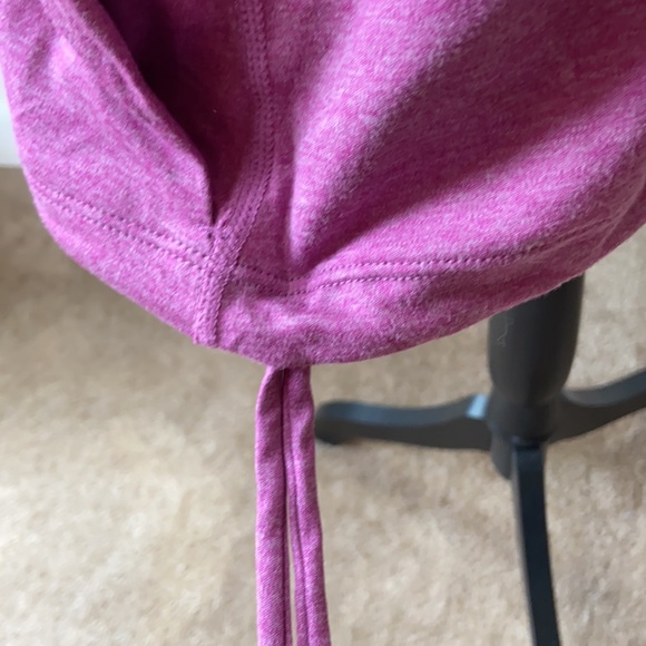 ASICS Women's Performance Pullover - Picture 9 of 13